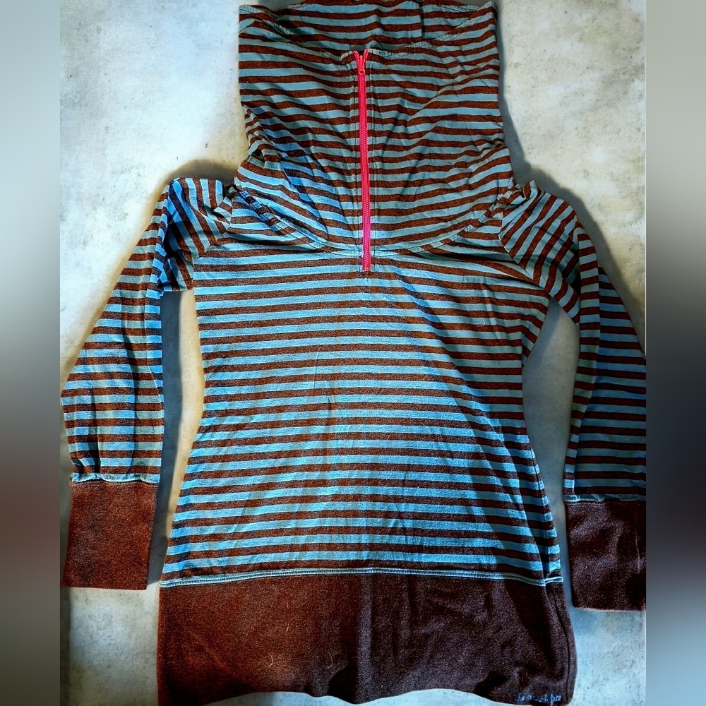 The North Face L/S Tee Women Med Blue/Black 1/2 Zip Cowl Neck Embroidered logo - Picture 2 of 6